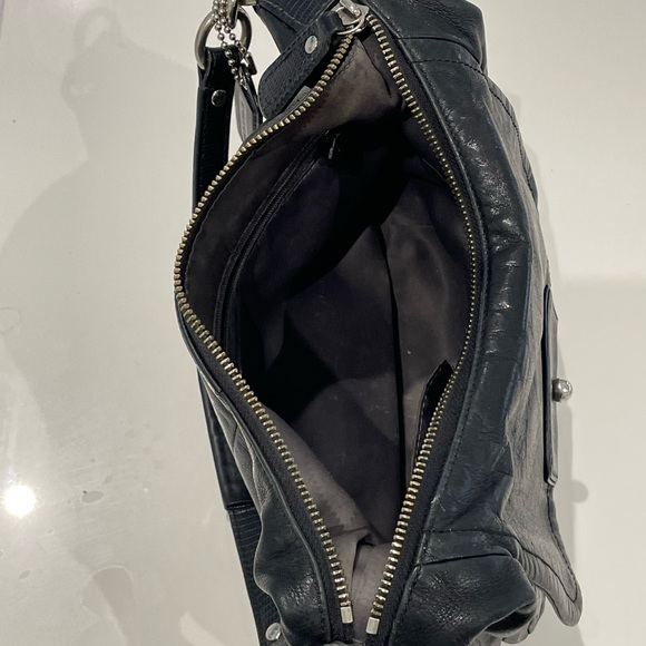 Black Coach Purse - Picture 5 of 5